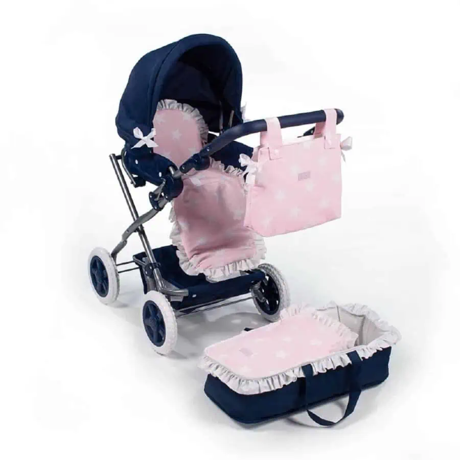 Carrinho Grande de Bonecas com Alcofa Carlota é ideal para passeios com as bonecas favoritas!
