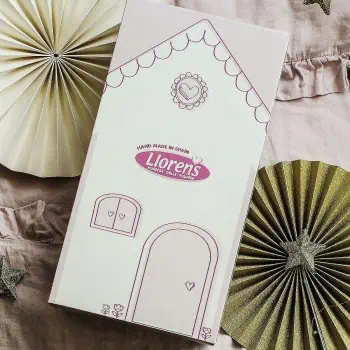 Boneca Nica Recém-nascida com Almofada