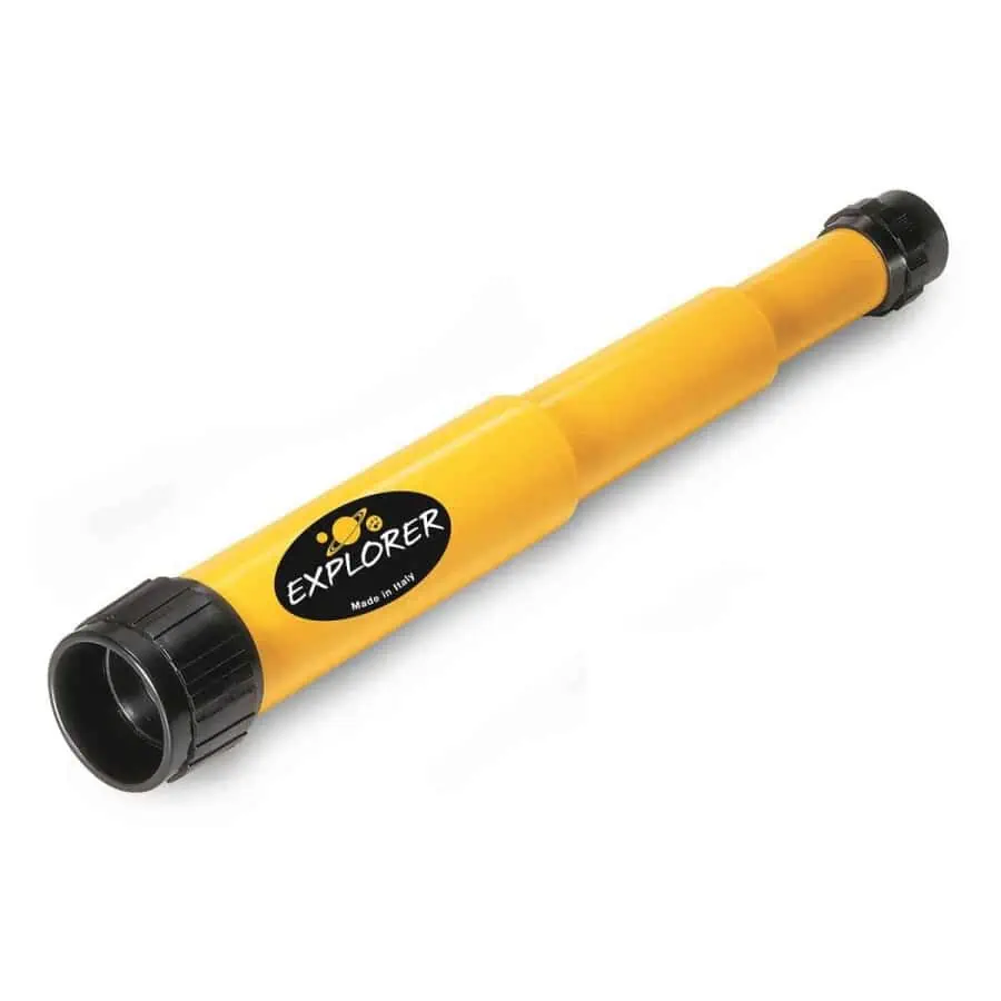 O Telescópio Explorer da Navir,  tem com 5 elementos para uma visão perfeita de objetos distantes. Com este primeiro telescópio, as crianças podem procurar constelações e planetas no céu noturno ou simplesmente observar os pássaros no alimentador de pássaros no quintal, ou os insetos no parque e outros animais, mesmo que fiquem à distância!