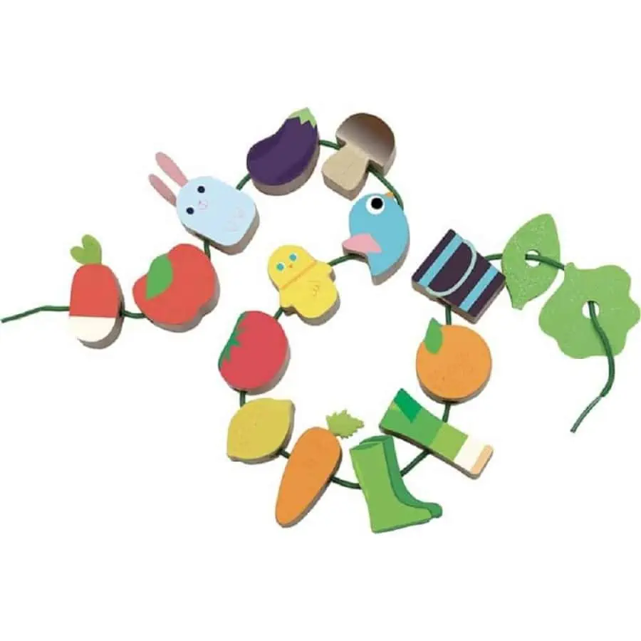 Enfiamentos em Madeira Vegetais no Jardim