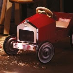 Carro a pedais vermelho - VILAC