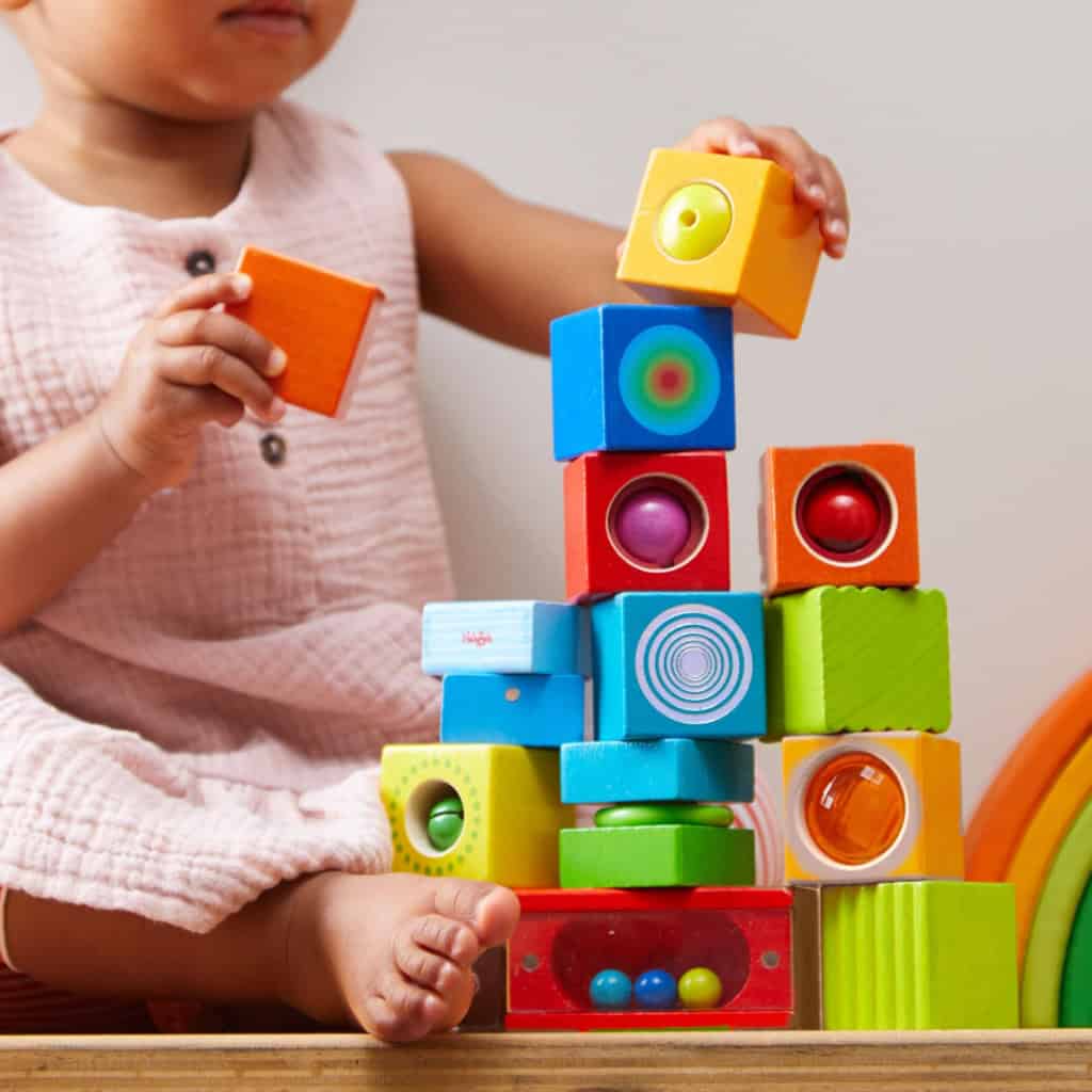 Artigo Brinquedos Limpos, Crianças Felizes